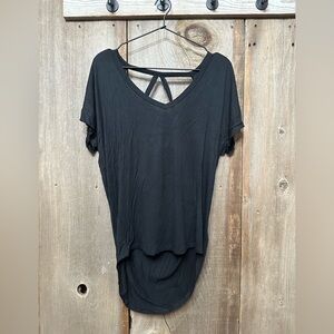 NWOT Express One Eleven Drapey Back High Low Top in Black Size small